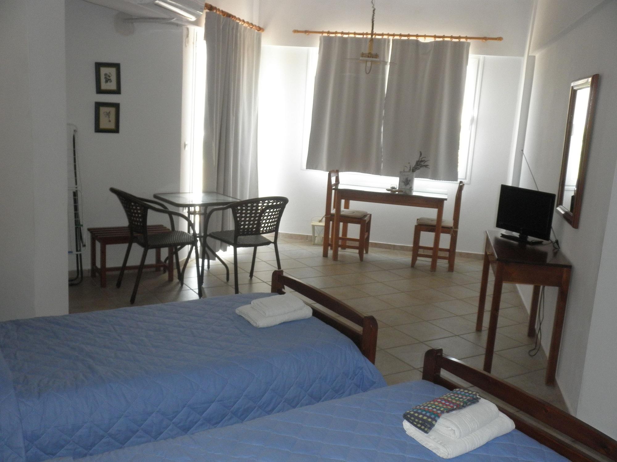 Anthemis Aparthotel Stavrós Екстериор снимка