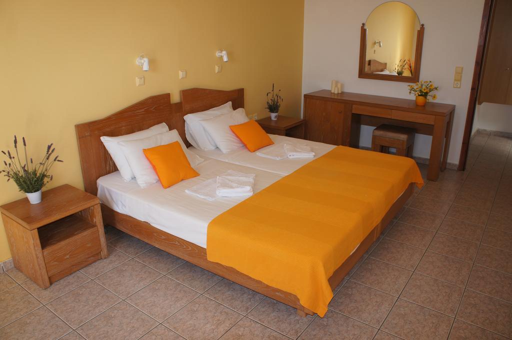Anthemis Aparthotel Stavrós Екстериор снимка