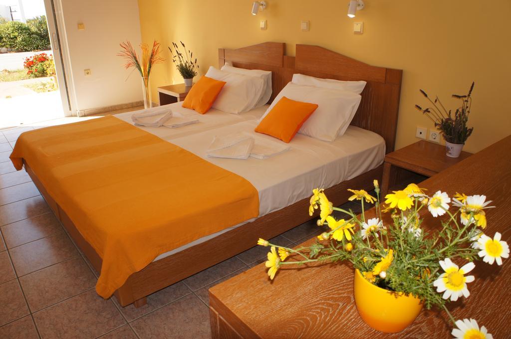 Anthemis Aparthotel Stavrós Екстериор снимка